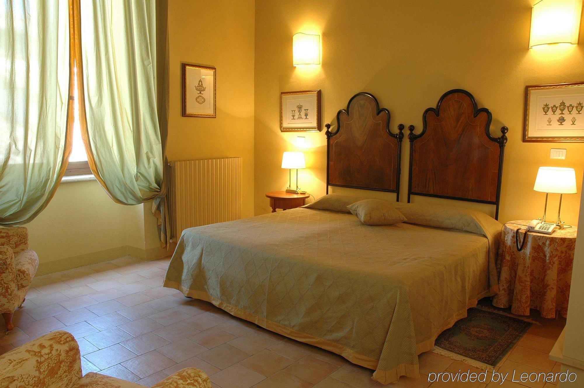 Palazzo Guiderocchi Hotel Ascoli Piceno Habitación foto
